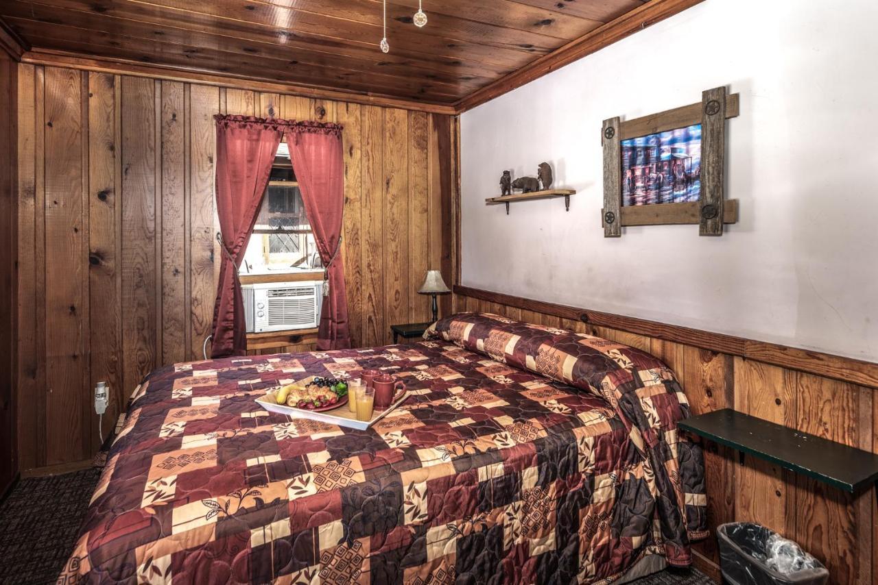 Apache Village 9, Queen Bed, Midtown, Pet Friendly, Sleeps 2 Руідозо Екстер'єр фото